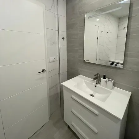 Julia5apartment 托雷维耶哈
